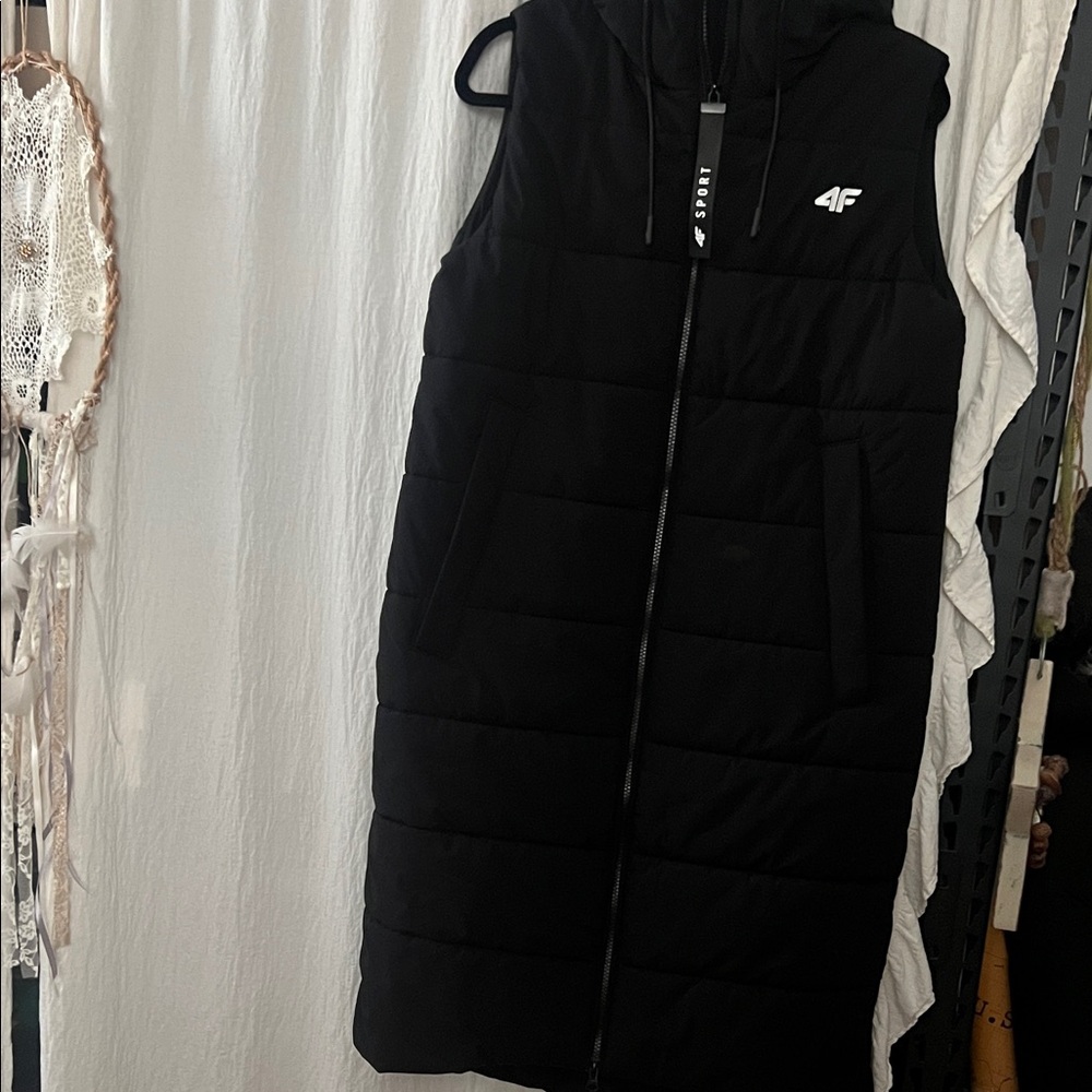 Women's Black Puffer Vest